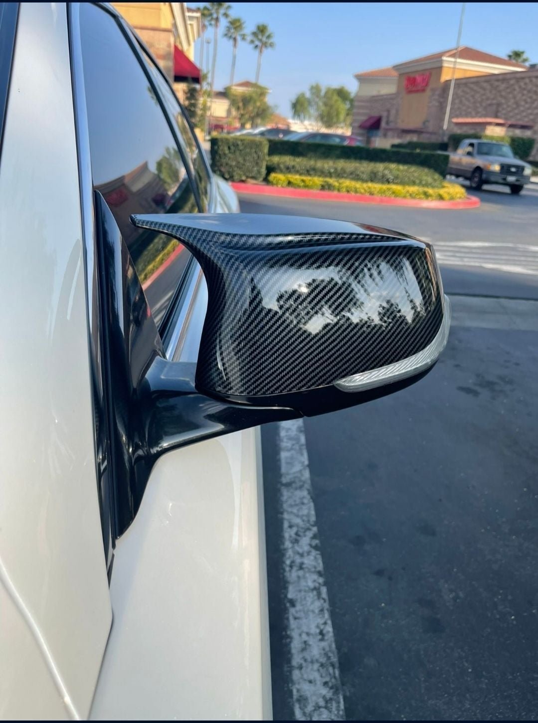 Infiniti Q50/Q60 M-style Mirror Caps (Carbon look)