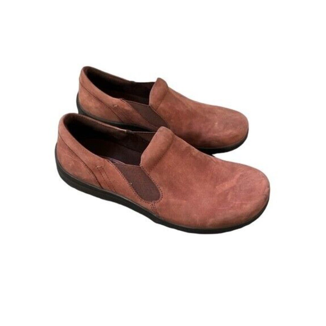 Klogs Geneva Brown Suede Slip Resistant Clogs Size 8