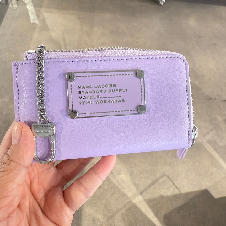 Marc Jacobs Top Zip Multi Wallet Leather 4S5SMP007S01 IN WISTERIA