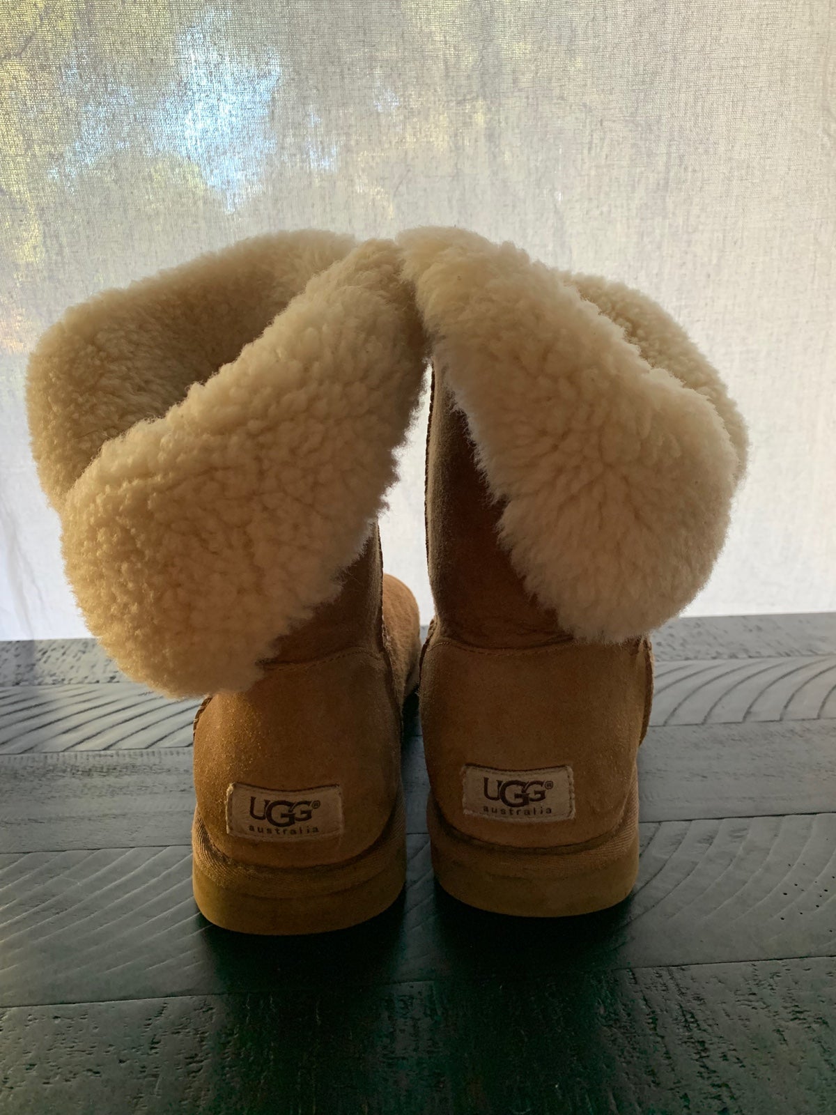 UGG Australia Split Leather Shoes | Mercari