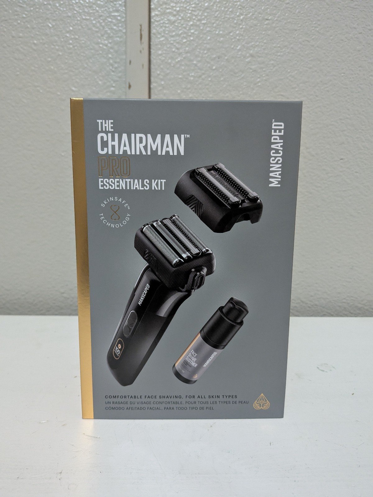 MANSCAPED The Chairman PRO Men’s Foil Face Shaver Essentials Kit - Dual Head