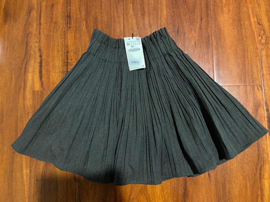 ZARA pleated mini skirt