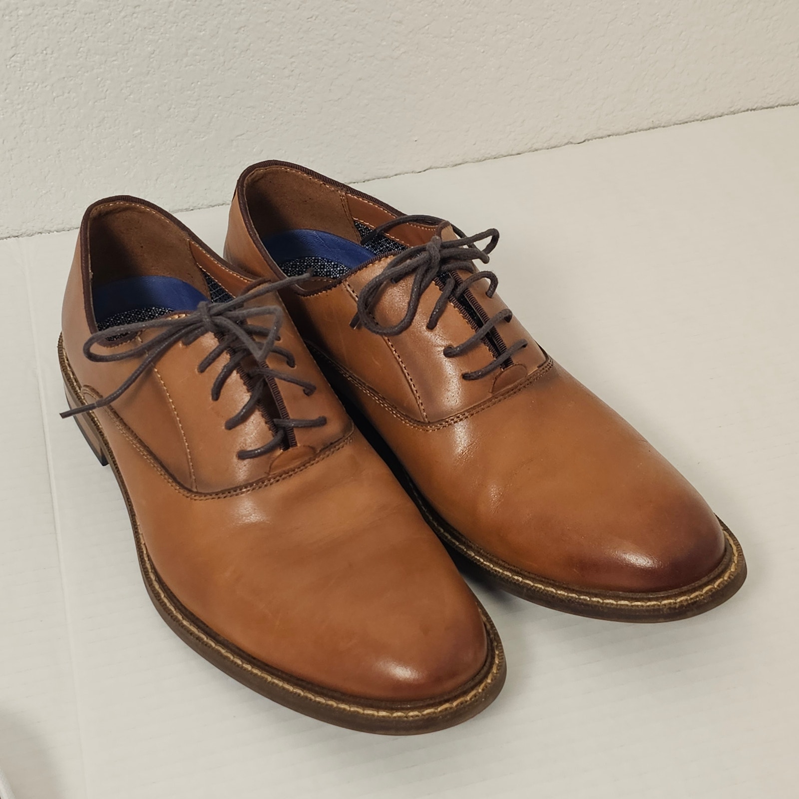 Vince Camuto Lawson Oxford Size 9M Cognac