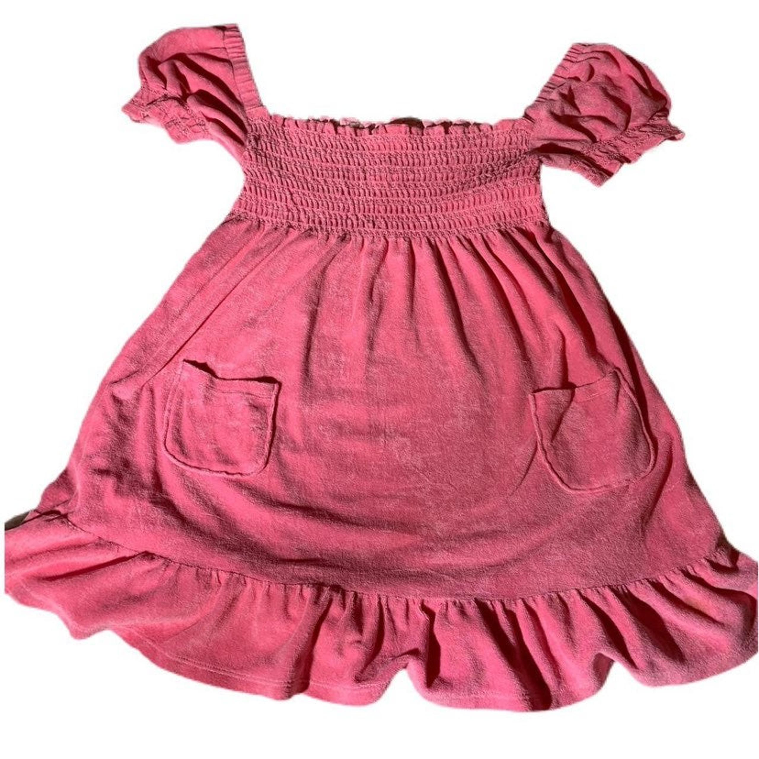 Kawaii pink dress by Raviya