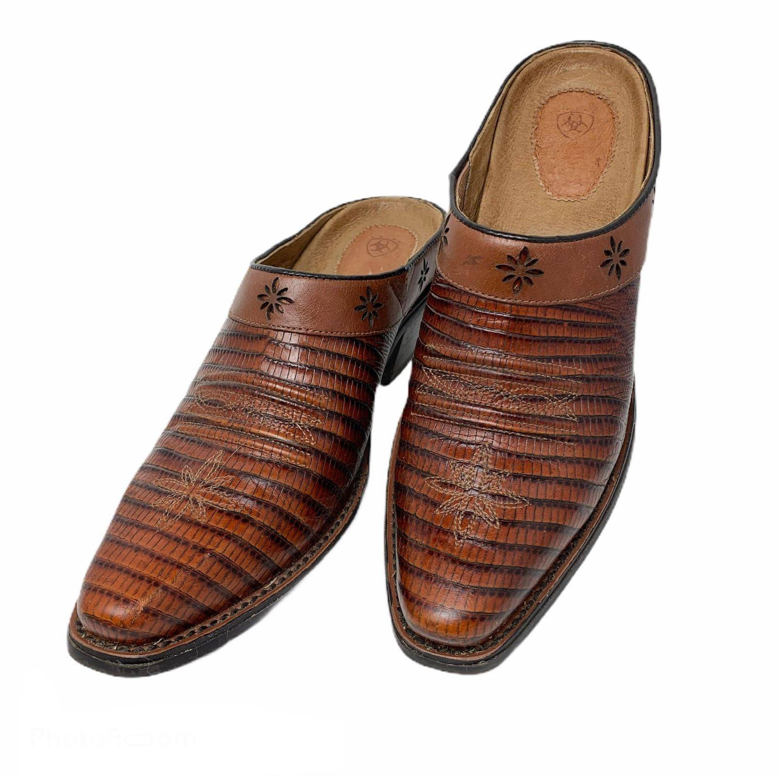 Ariat Cognac Desert Star Mules / Slides