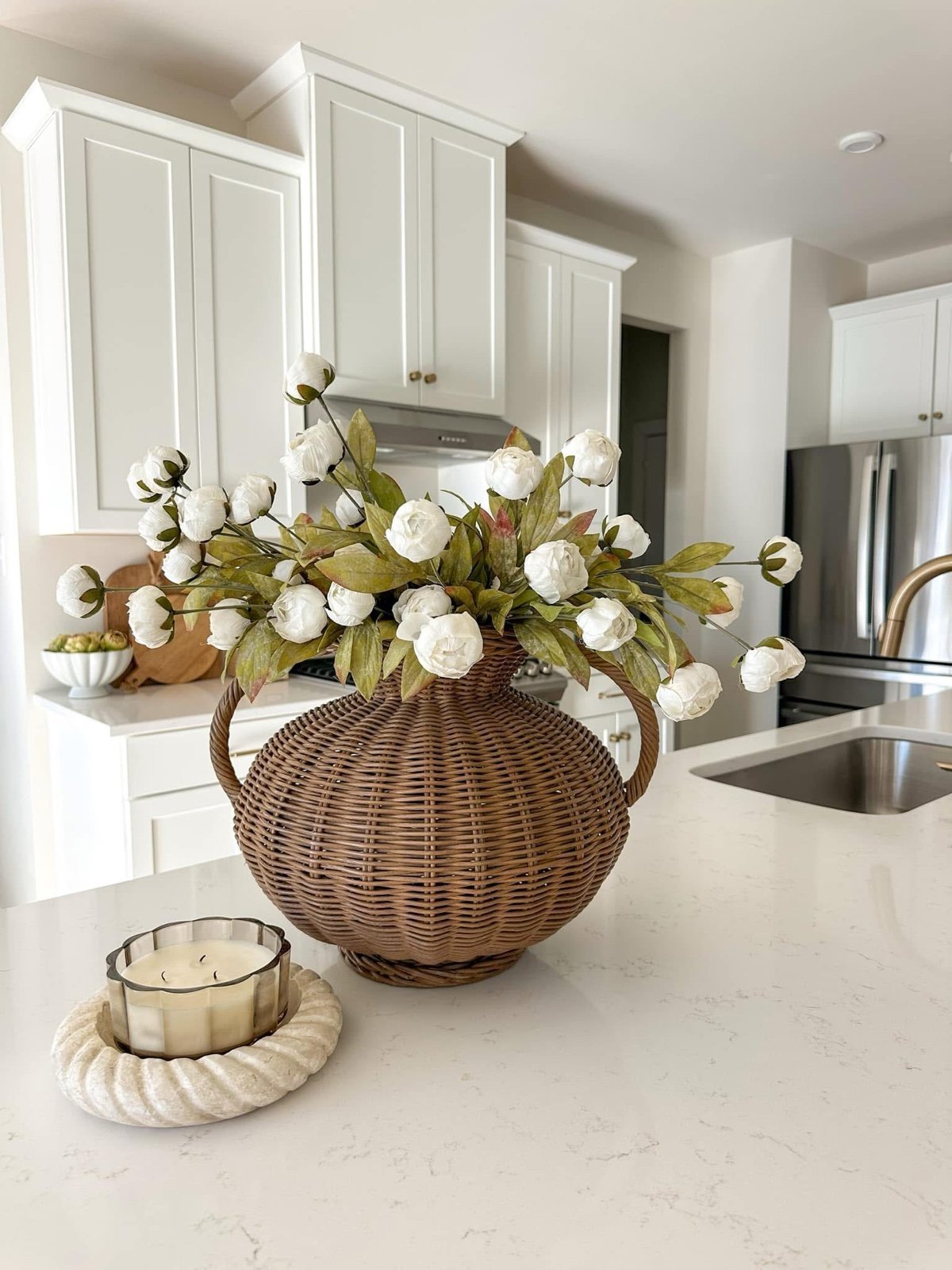 10 Cream Peony Stem by Ashland