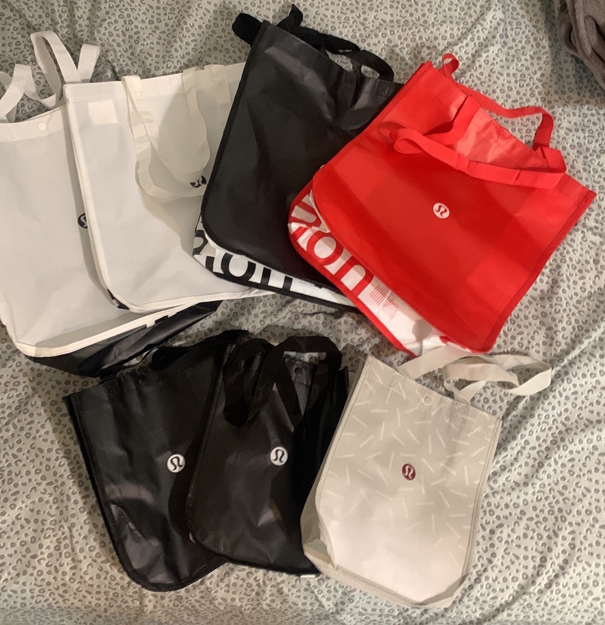Lululemon plastic bag sale