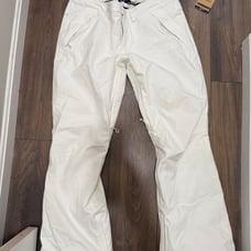 Burton Women’s Society Snowboard Pant in Stout White size XL