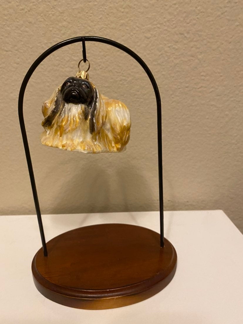 Pekingese Ornament with showcase stand.