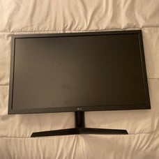 LG 24' UltraGear FHD 144Hz 1ms Gaming Monitor with FreeSync