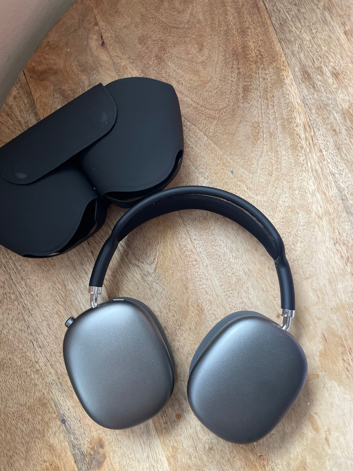Headphones
