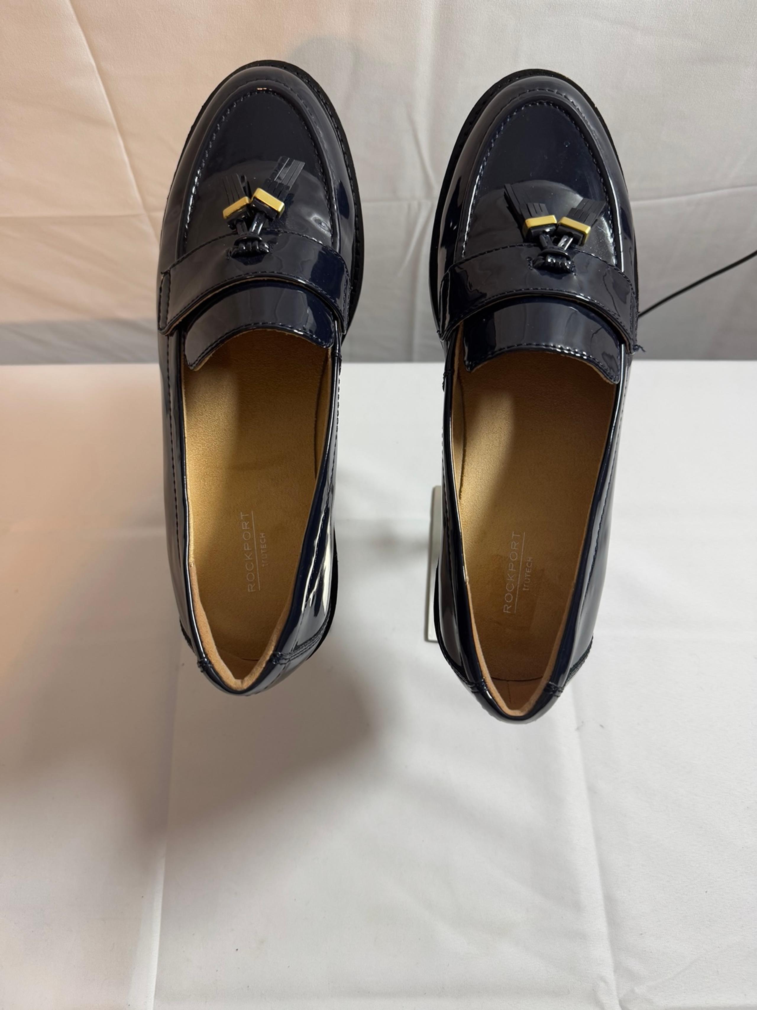 Women’s tassels loafers shoes by Rockport