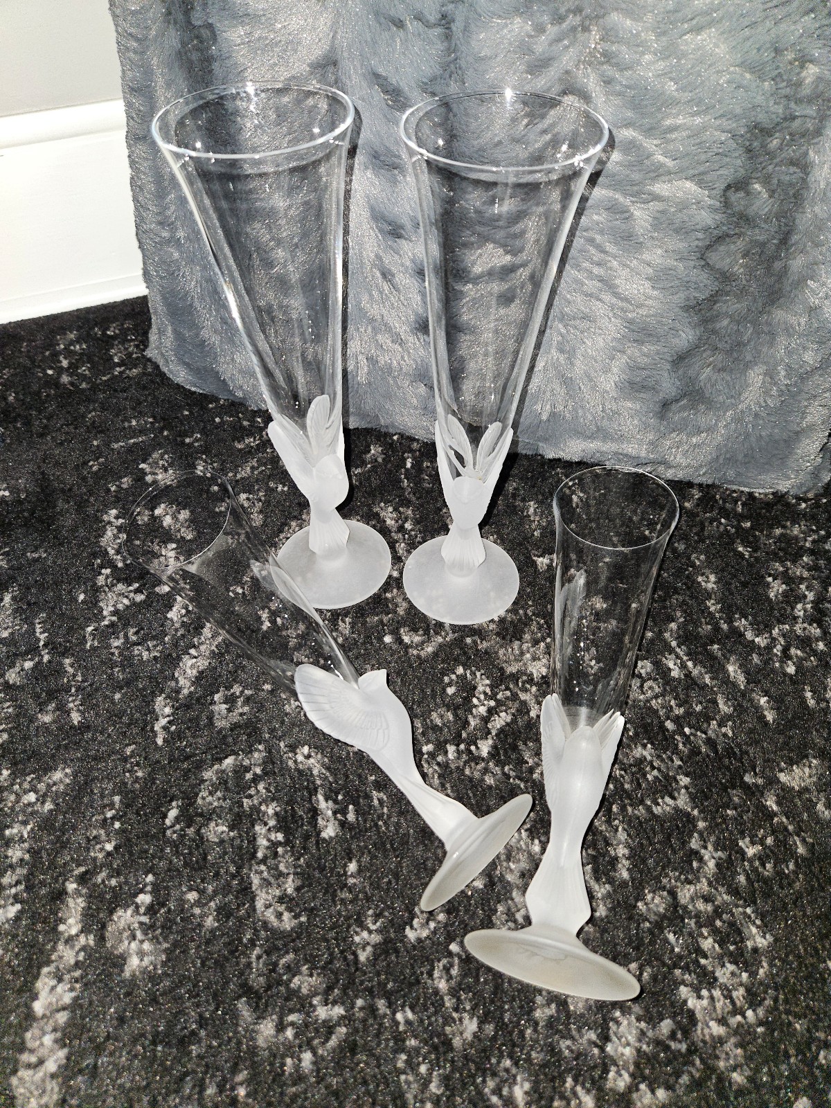 Sasaki winged champagne flutes ( set of 2)