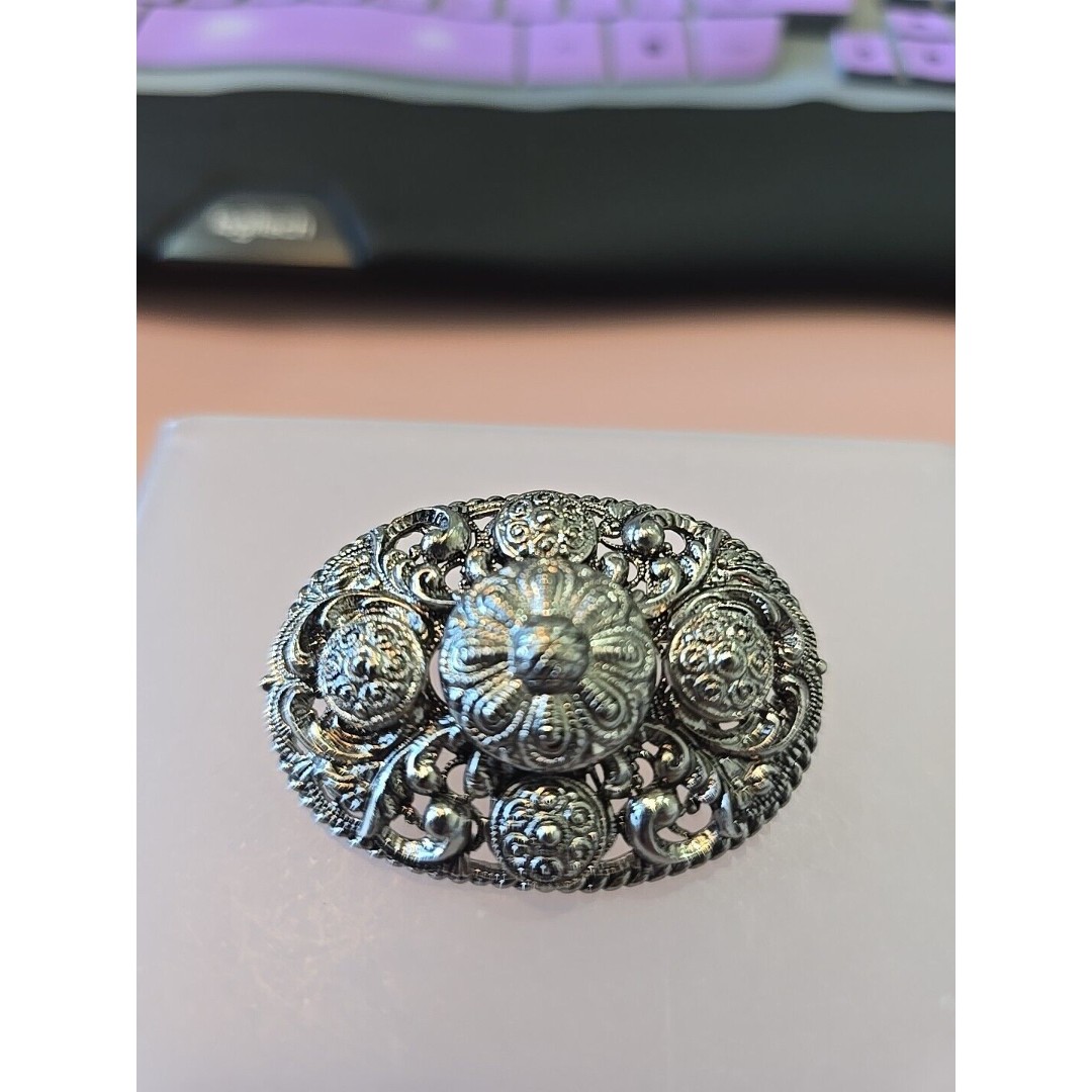 Silver Vintage Germany Filigree Floral Round Pin Brooch B112427