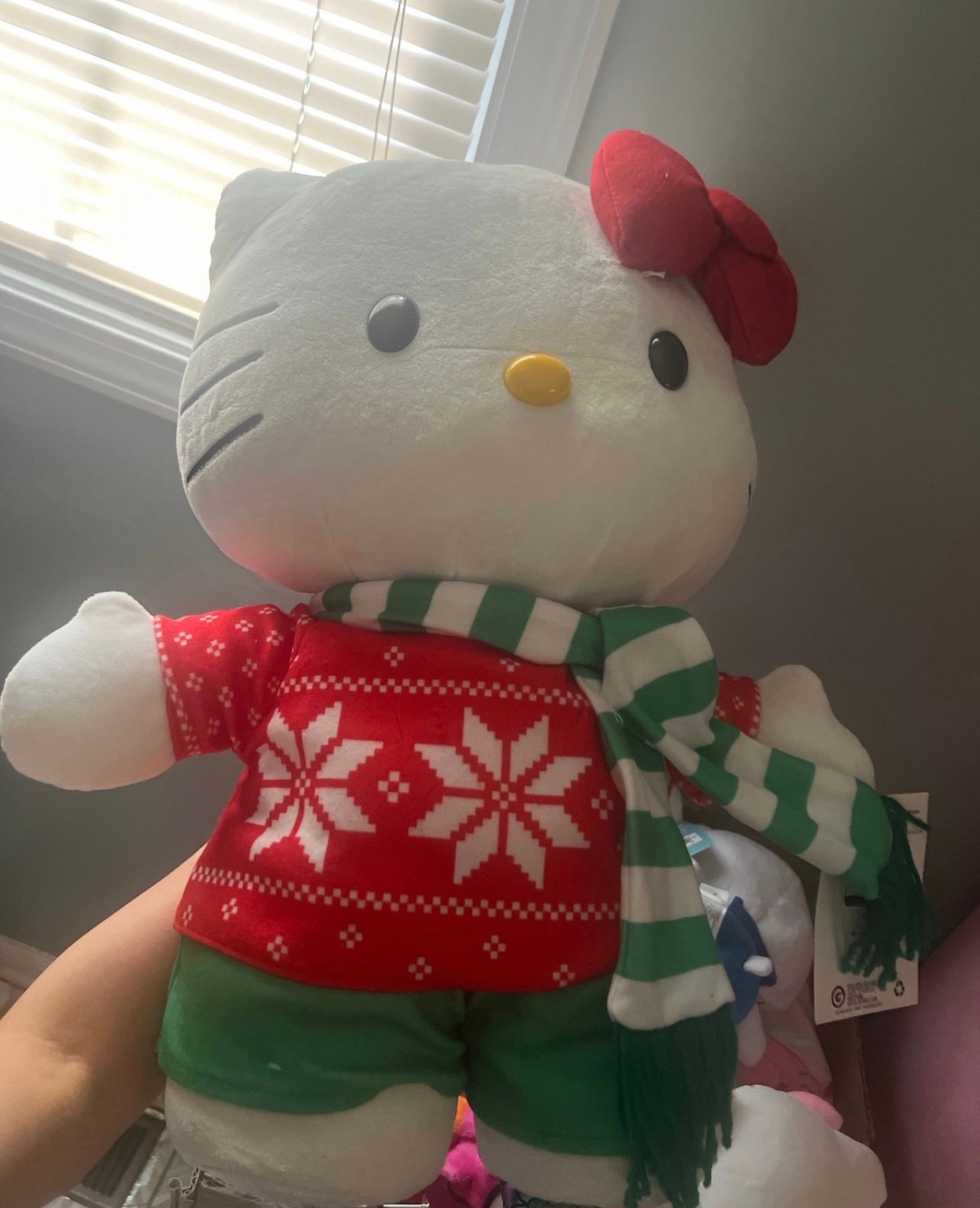 Hello kitty greeter