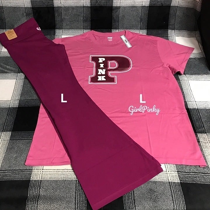 VS PINK FLARE LEGGINGS OUTFIT & SHORT SLEEVED LOGO CAMPUS TEE SIZE LARGE