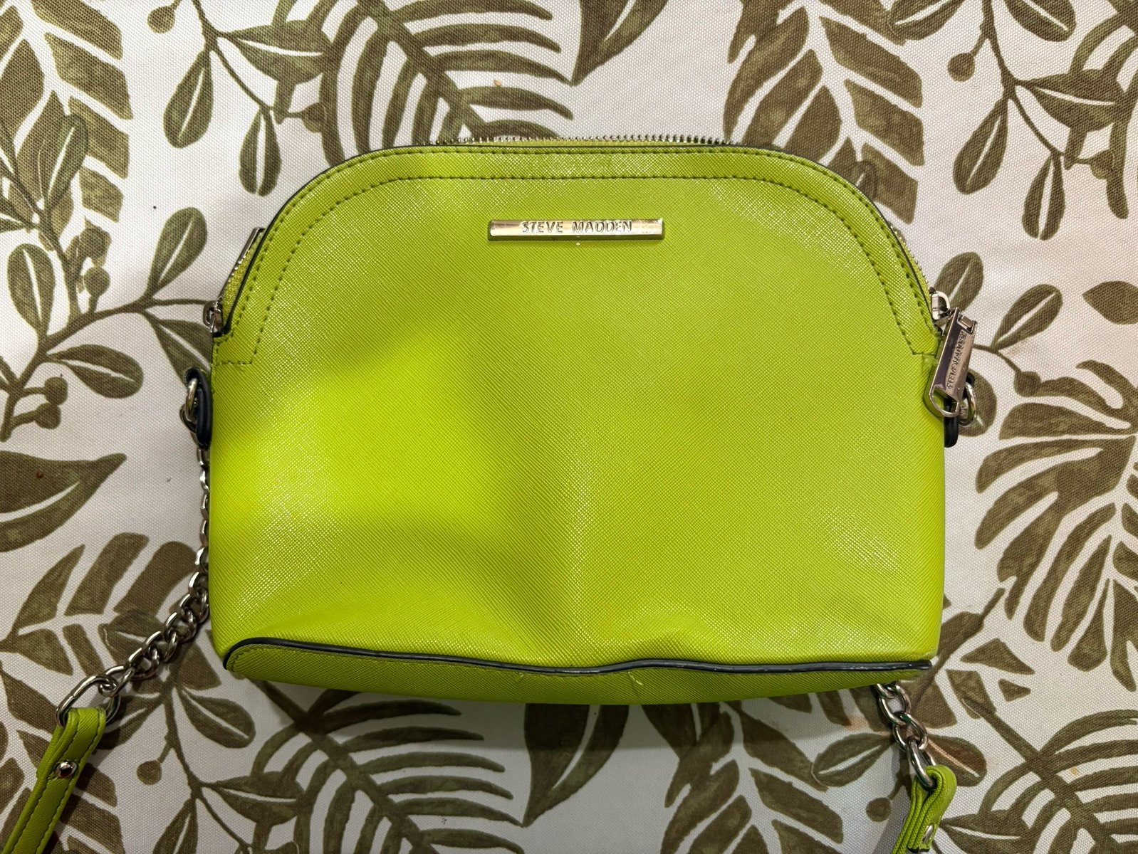 Steve Madden Lime Green Crossbody Bag Like New