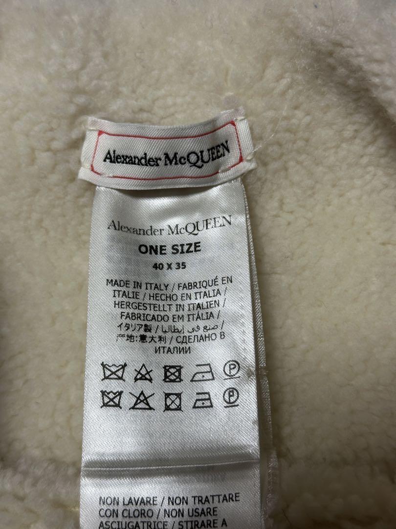 【冬バーゲン★特別送料無料！】 Alexander McQueen Logo Neck Warmer Scarves 小物