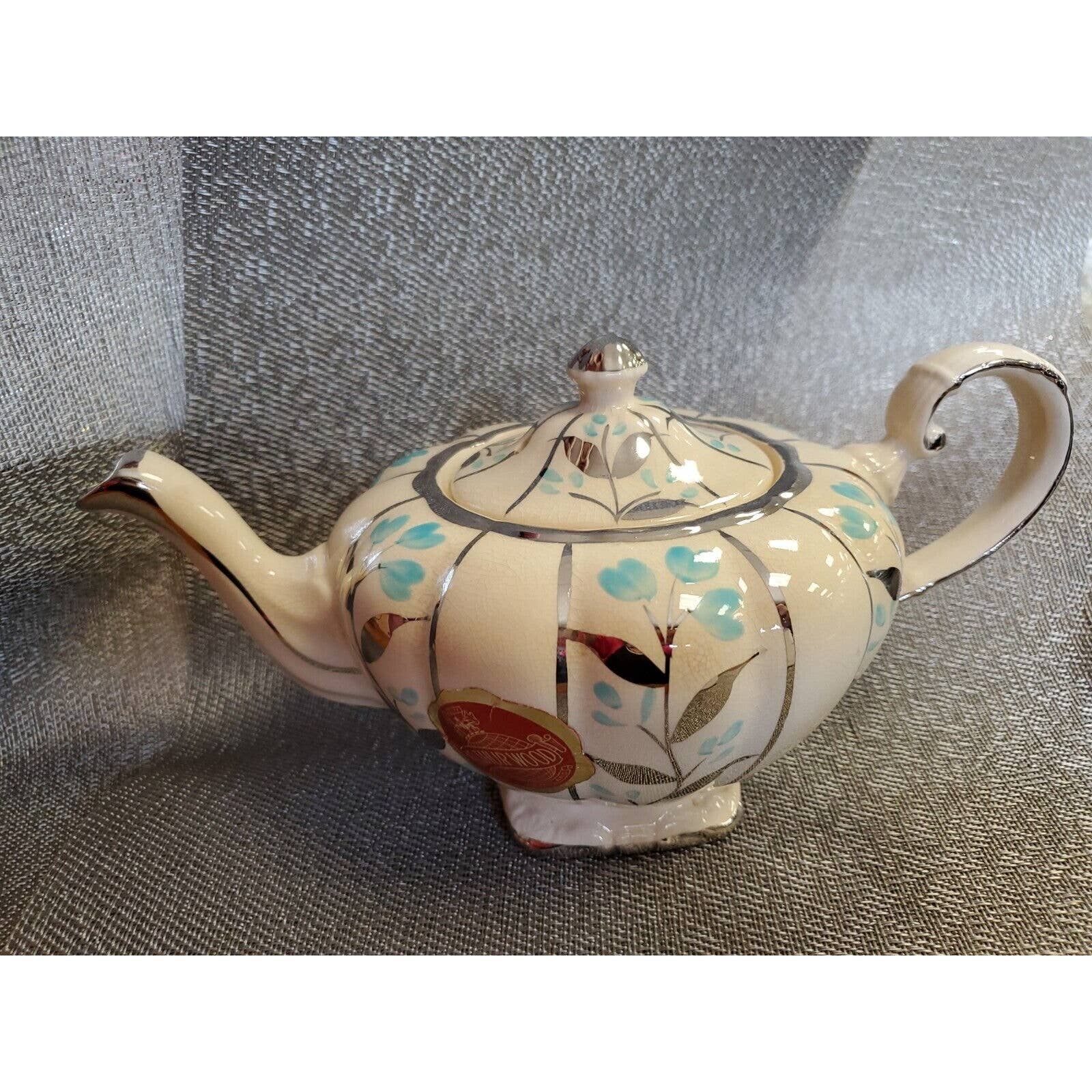Vintage Arthur Wood 3152 porcelain teapot made in england