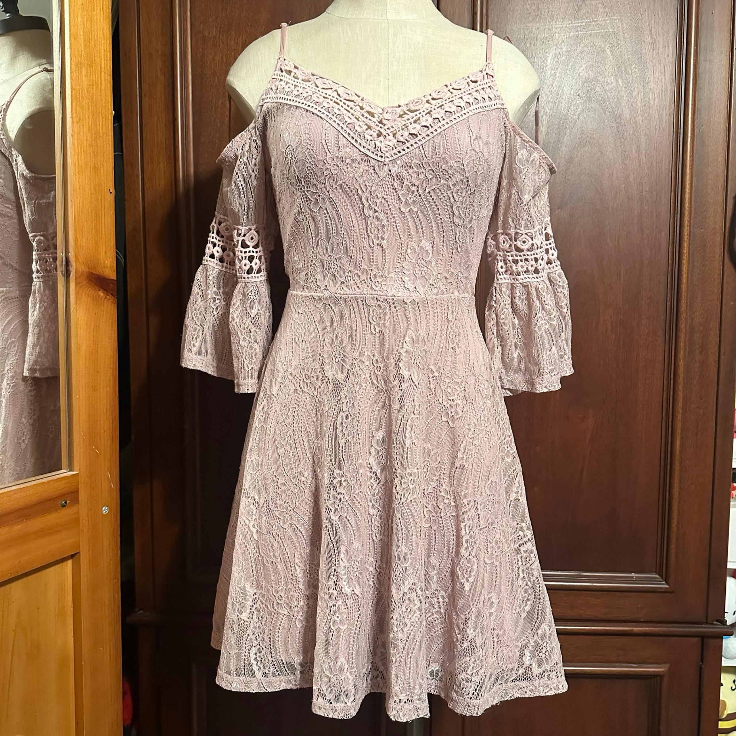 lace homecoming dress