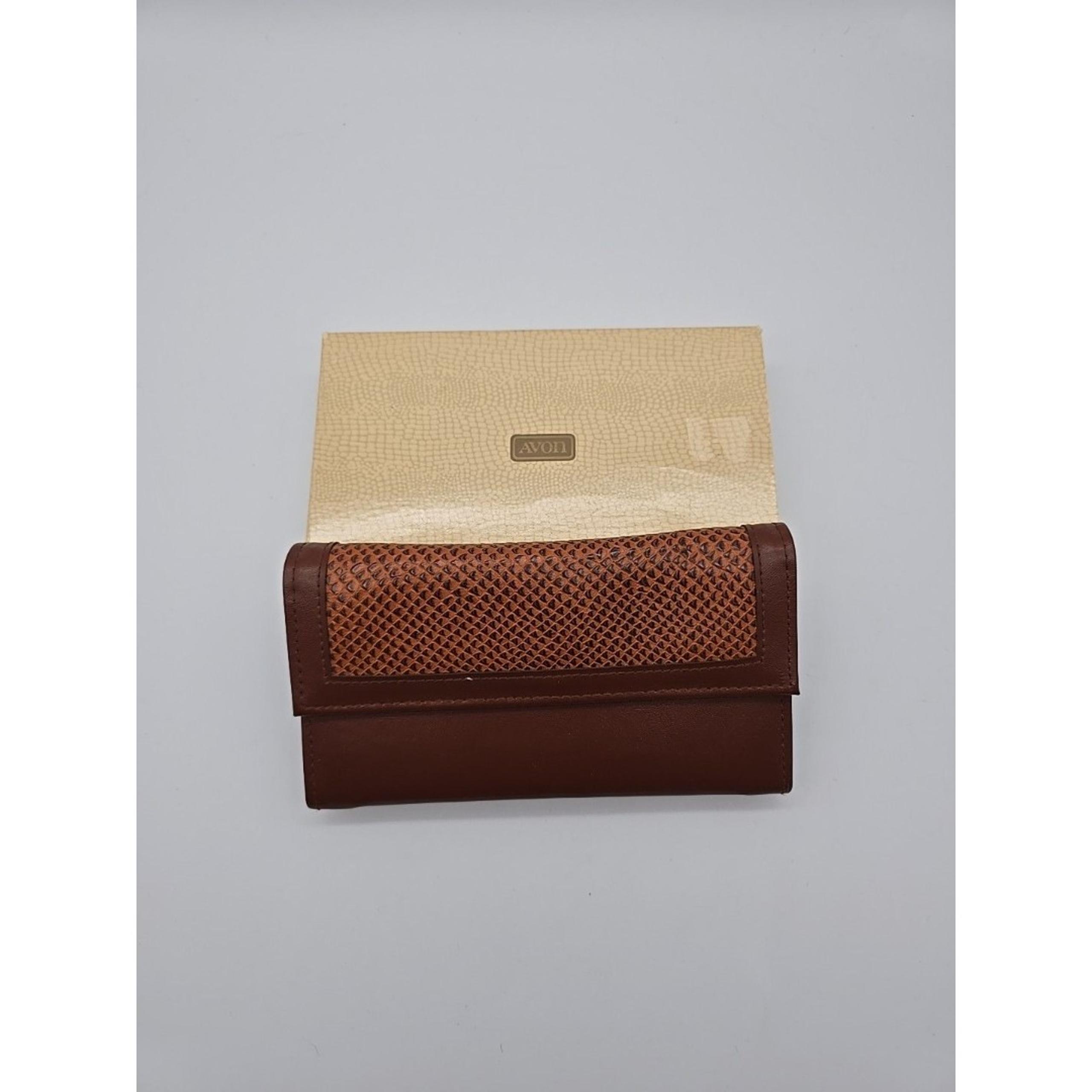 Avon Vintage Brown Faux Leather Checkbook Wallet 1983 Made in Hong Kong