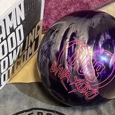 16 LB BOWLING BALL DV8 DIVA XOXO