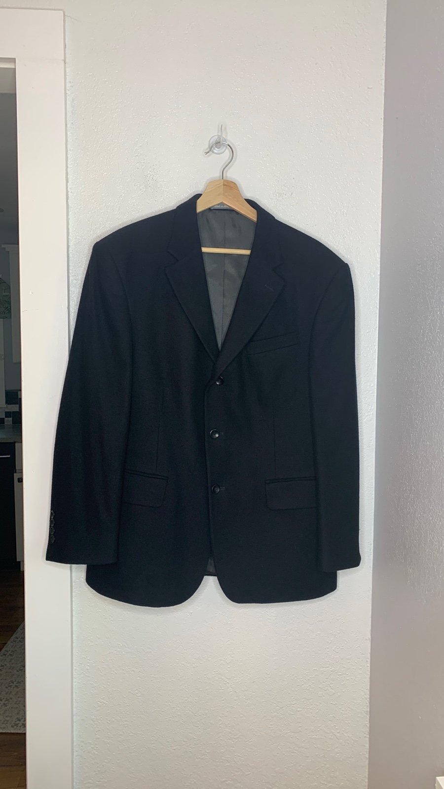 Oscar De La Renta black wool cashmere sports coat blazer 3 button closure 40S