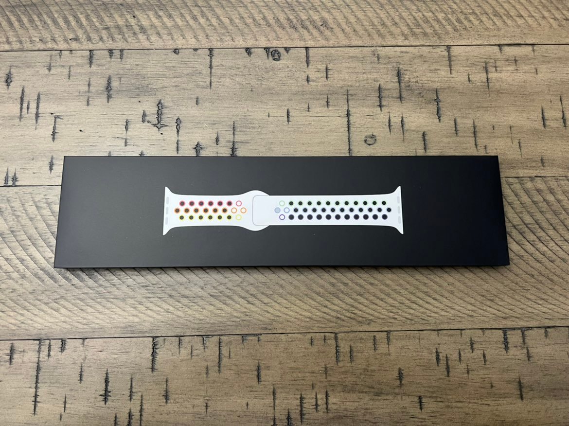 Apple Watch Nike 2020 Pride 44mm Sport Band