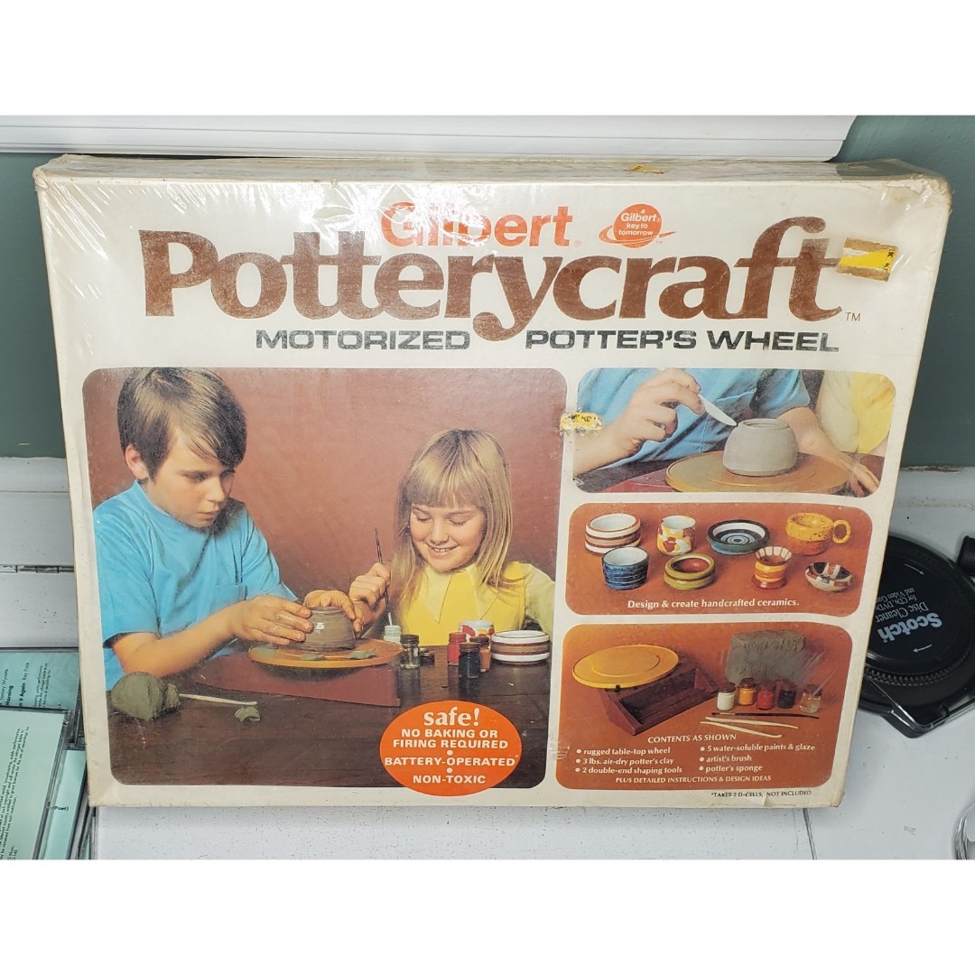 VINTAGE GILBERT POTTERYCRAFT MOTORIZED POTTER'S WHEEL FACTORY SEALED