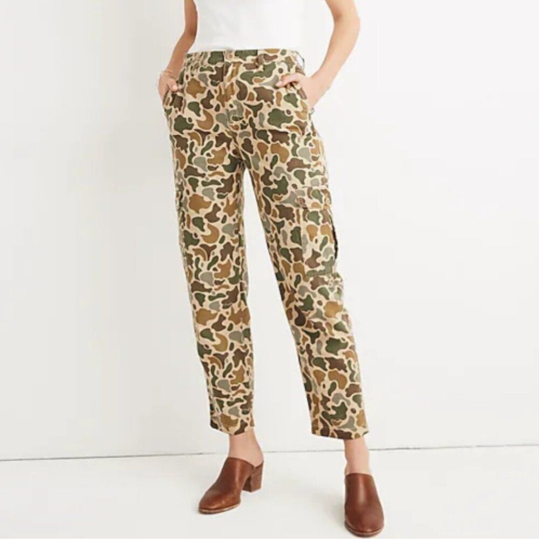 Madewell High-Rise Cargo Pants in Vintage Camo Slim Leg Size 27