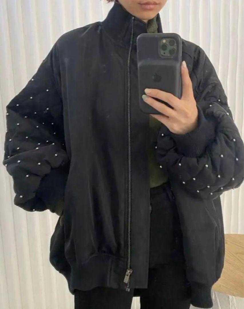 国内外の人気 AMERI VINTAGE DALMA SLEEVE STUDS MA-1 ジャケット・アウター