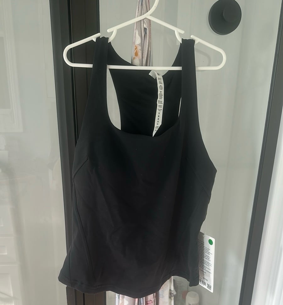 Lulu lemon active tank