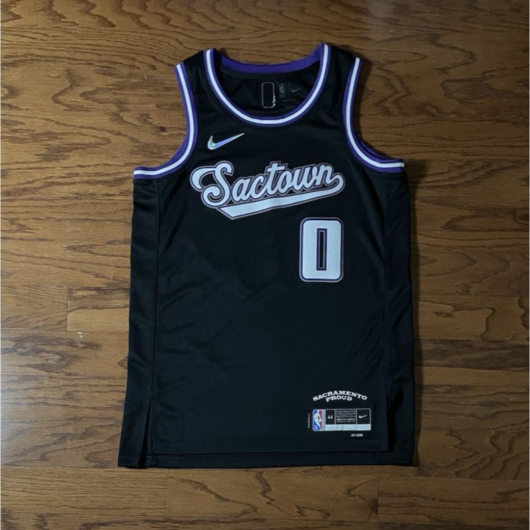 Men Size 44 Medium Tyrese Haliburton Sactown Kings Nike 75th Anniversary Jersey