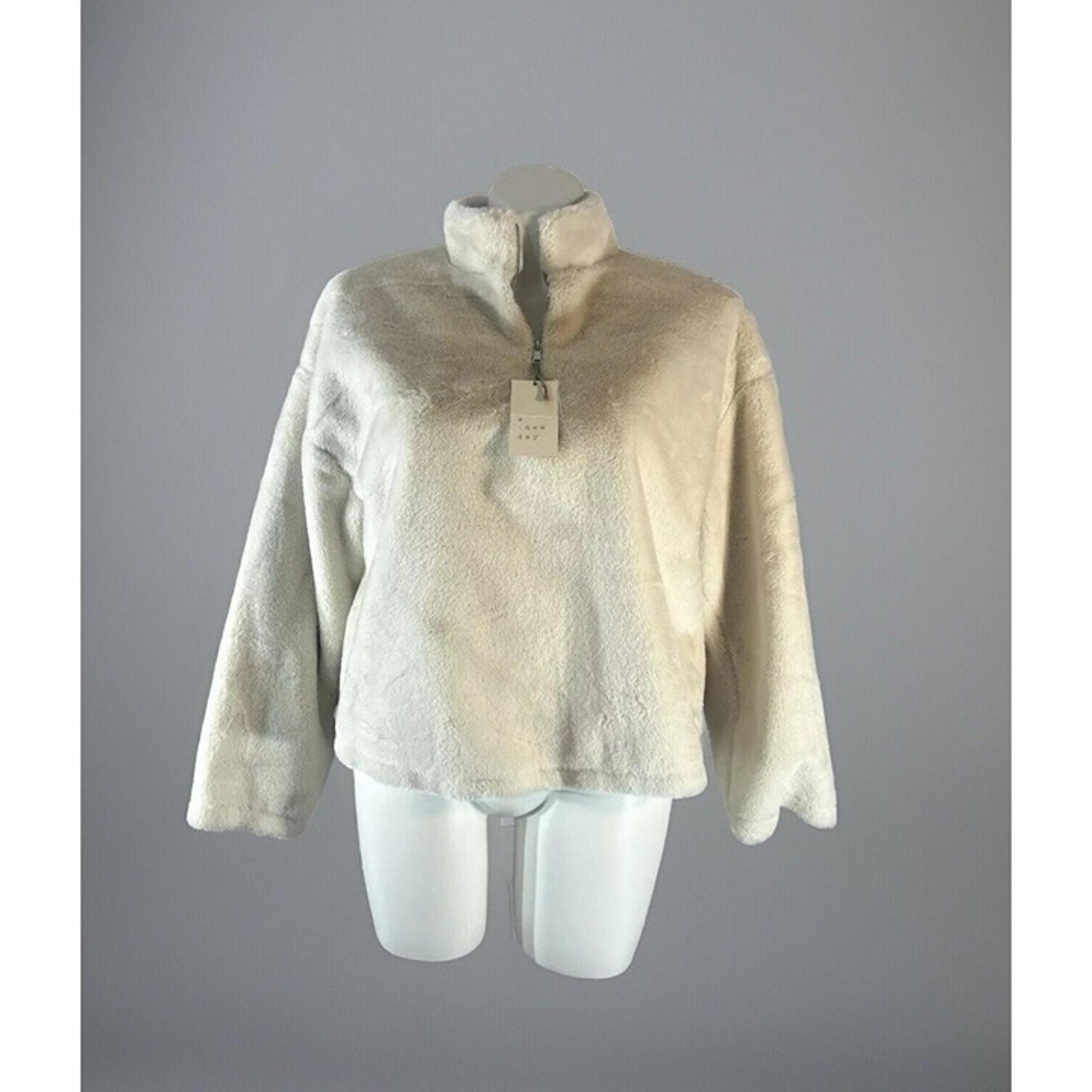 A New Day Cream Faux fur Pullover Sweater Lined Jacket Women’s Large 1/4 Zip New