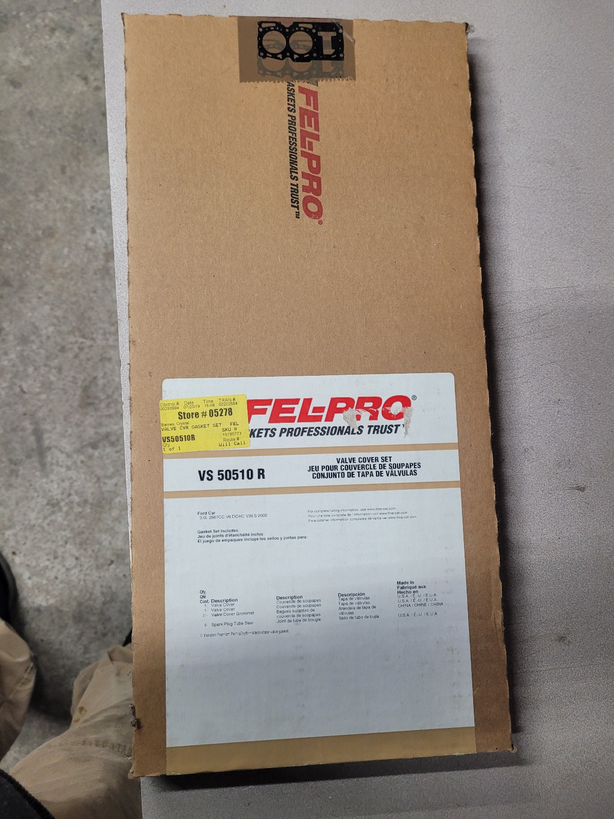 Valve cover set