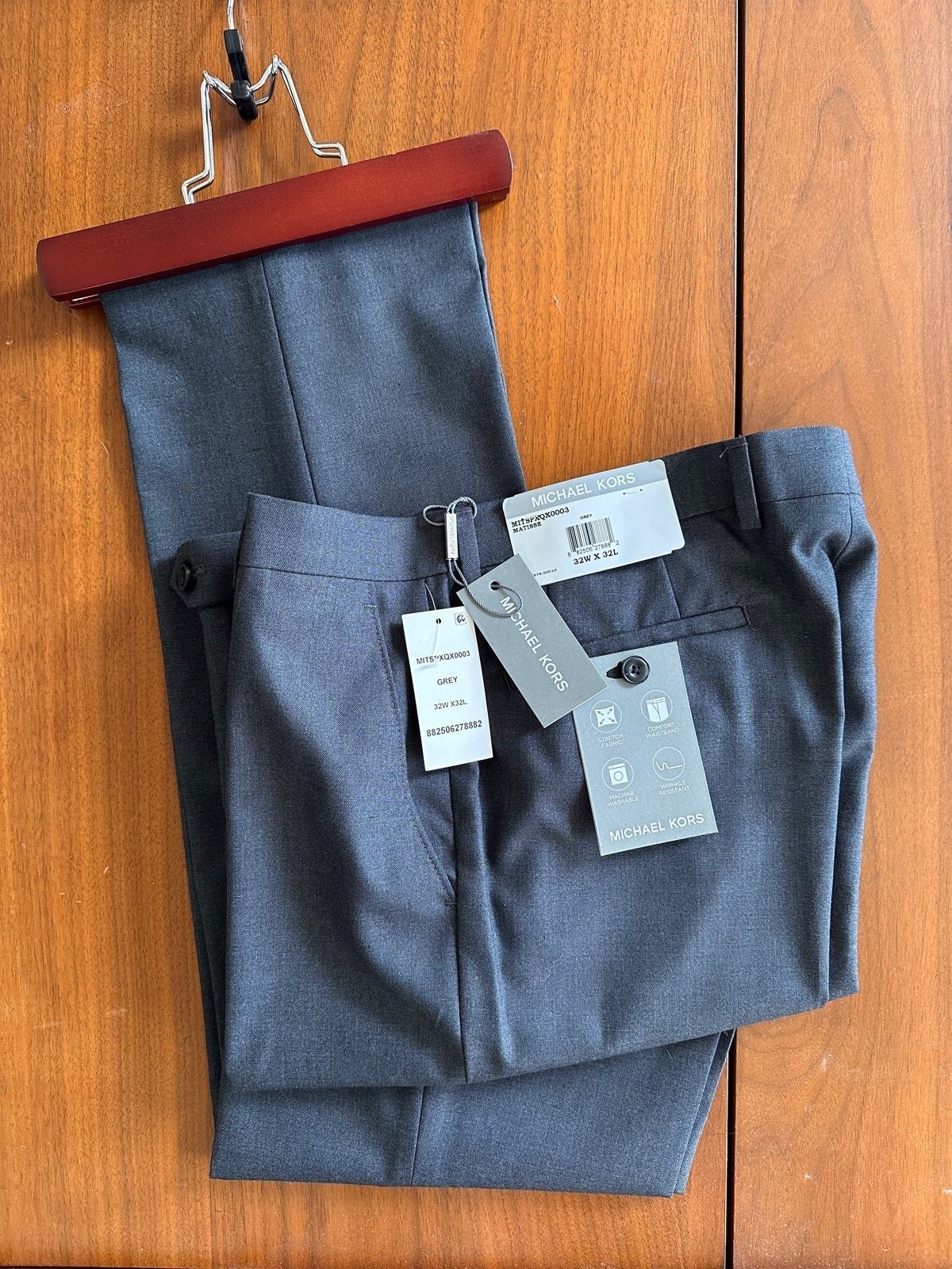New with tags Michael Kors Matisse grey Pants 32L 32W