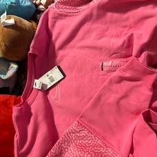 nike pink women's sweatshirt