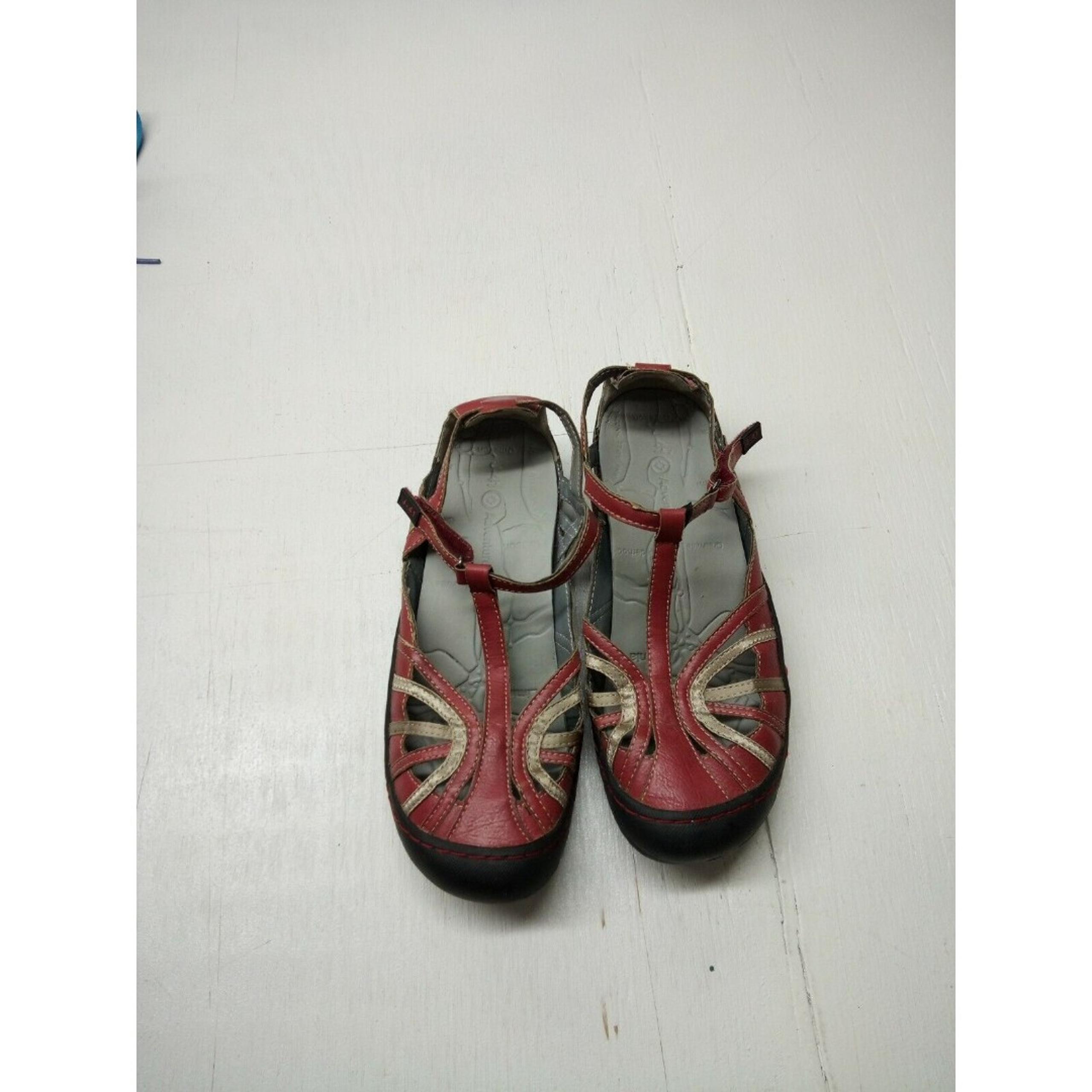 J-41 Forest T-Strap Casual Shoes, #KJ12FST03, Burgundy, Vegan, Womens Size 9.5