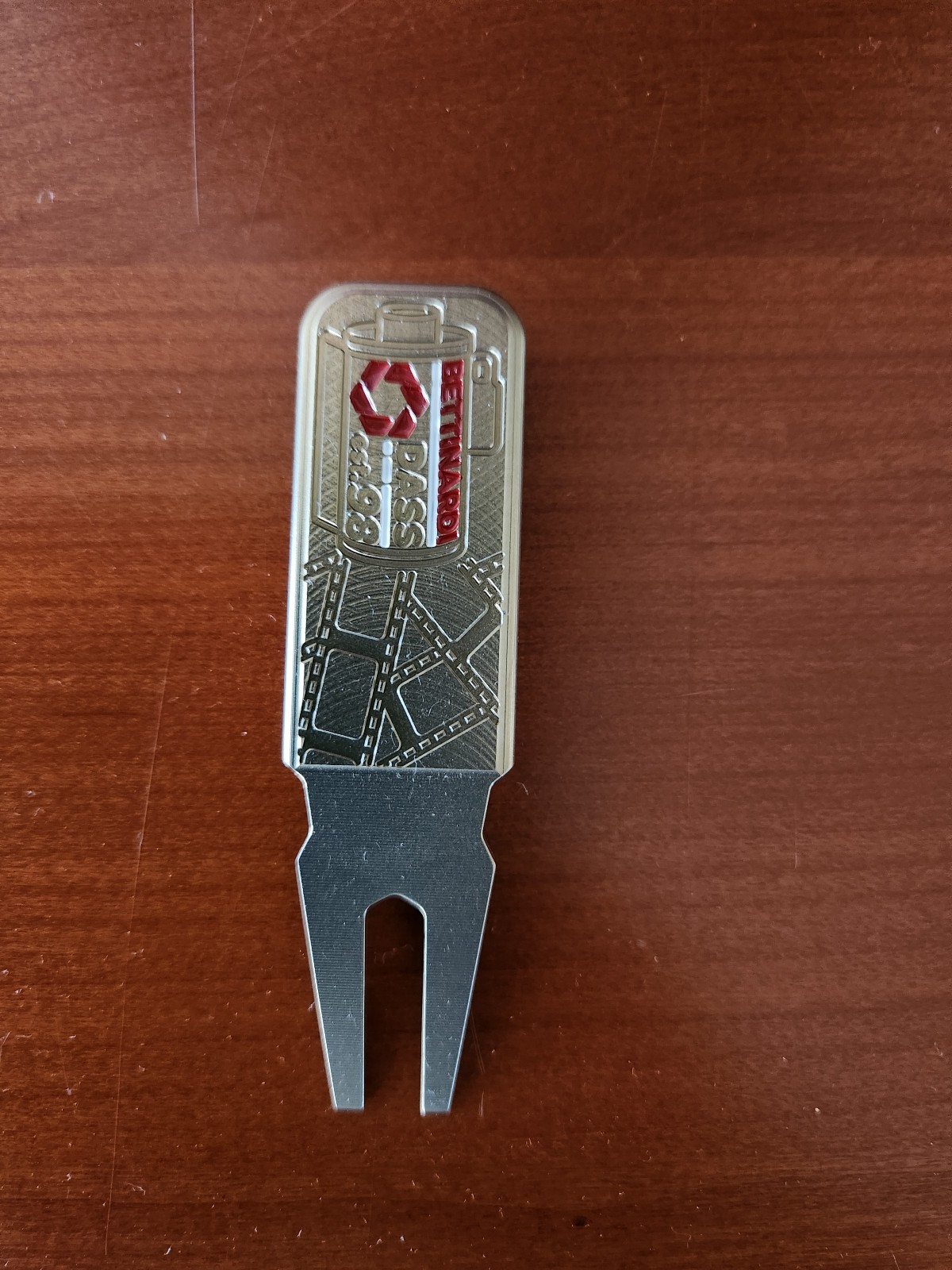Bettinardi divot tool