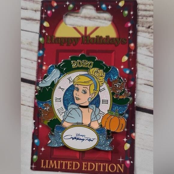 Disney pin Cinderella Contemporary resort Christmas wreath