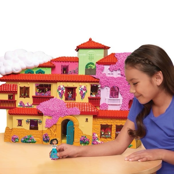 Disney Encanto Magical Casa Madrigal With Figurines