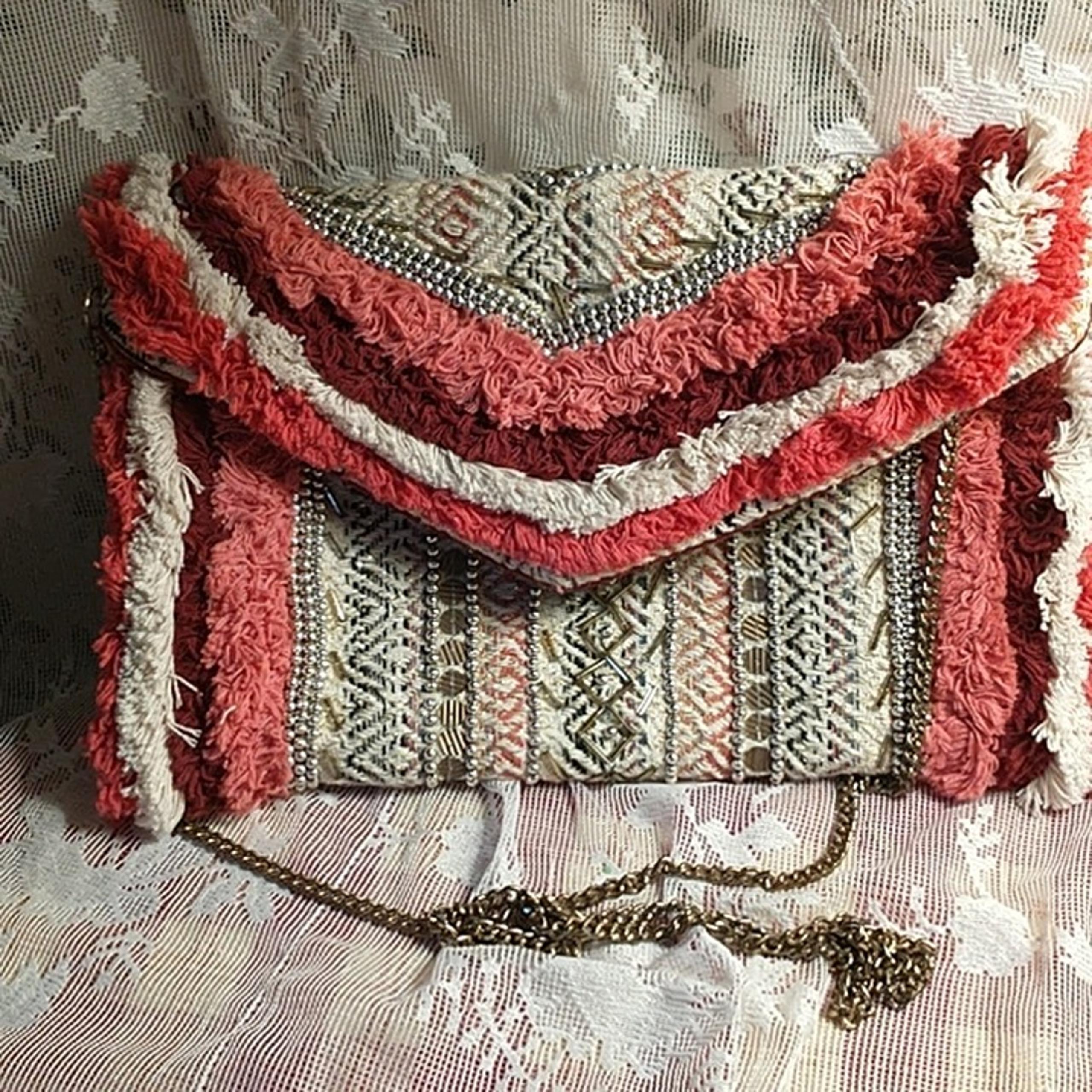 NWOT Antik Kraft crossbody bag woven fabric gold beads pink fringe geo design
