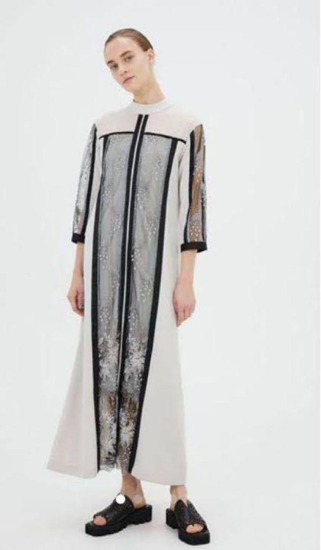 Framed flower lace dress (Navy)