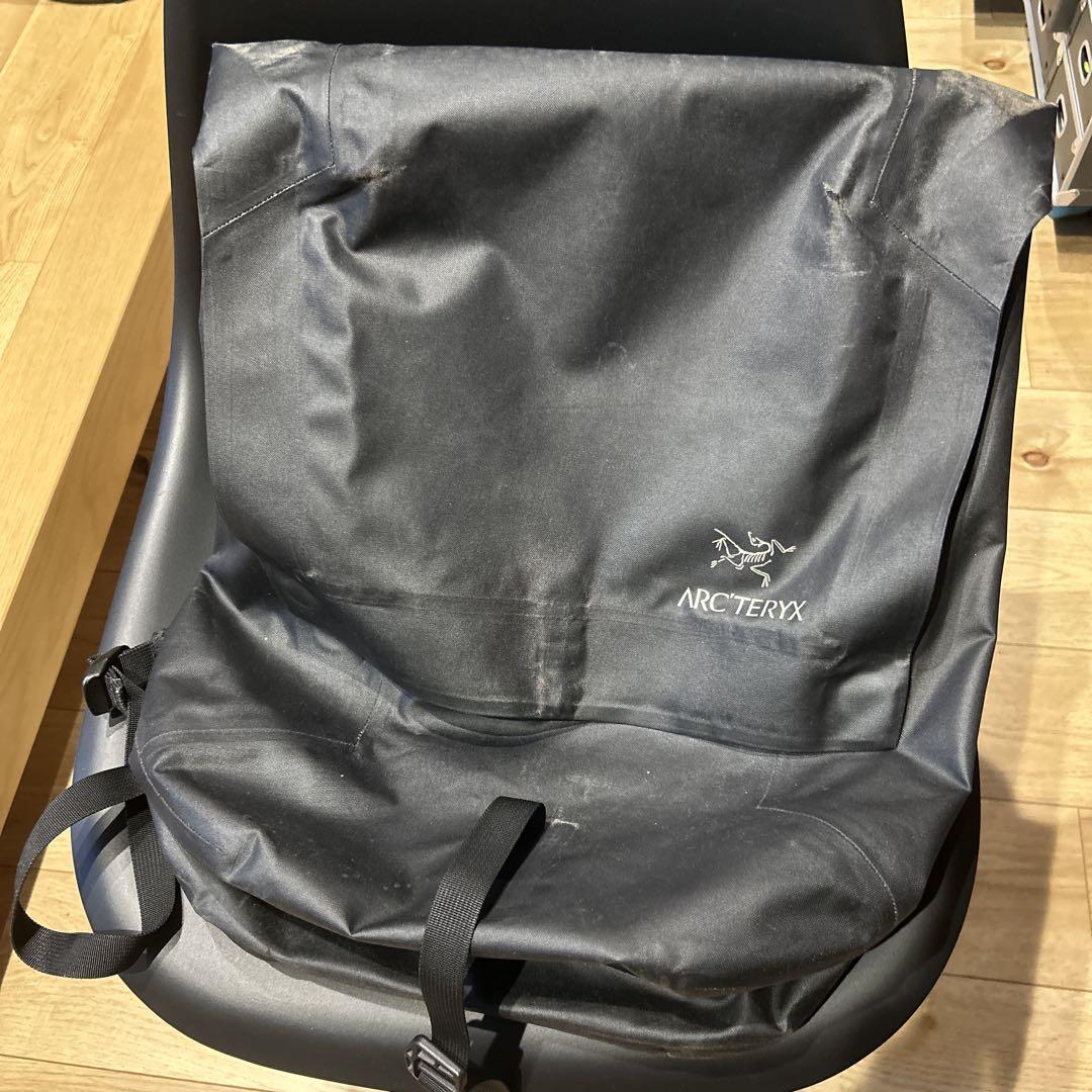 ARC'TERYX Waterproof Backpack Black
