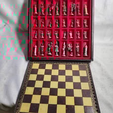 Vintage Chessmen Imperial Cambor Brass Chess Set Pieces Made in Italy with Case
