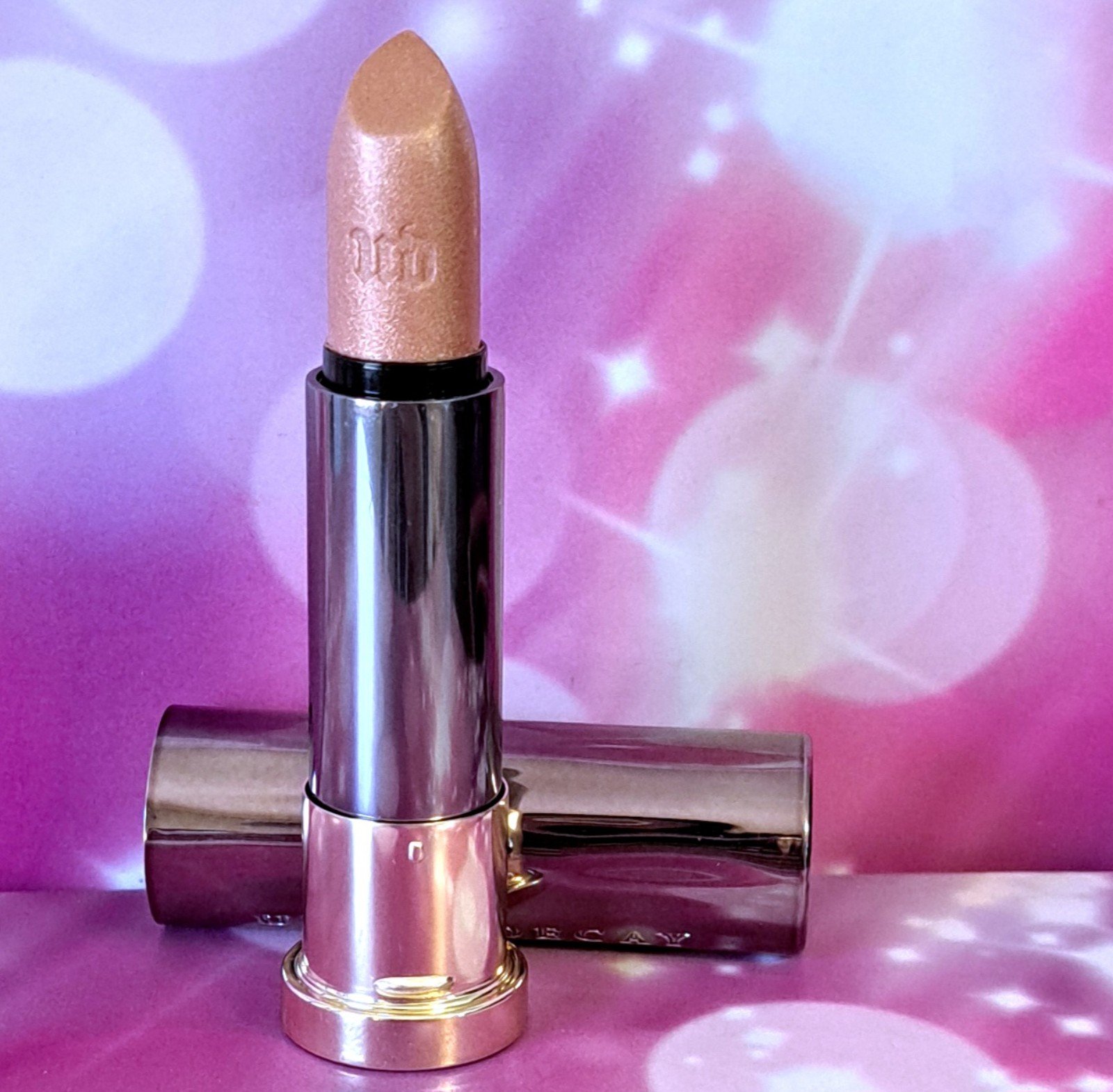 Urban Decay Vice Metallized Lipstick Trick metallic pale gold