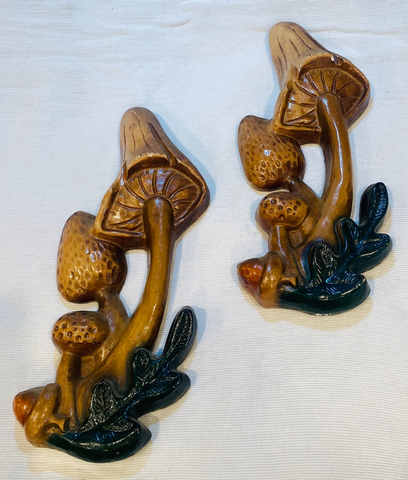 (2) 1970’s Mushroom Toadstool Acorn Chalkware Nature Art Wall Hanging Plaque