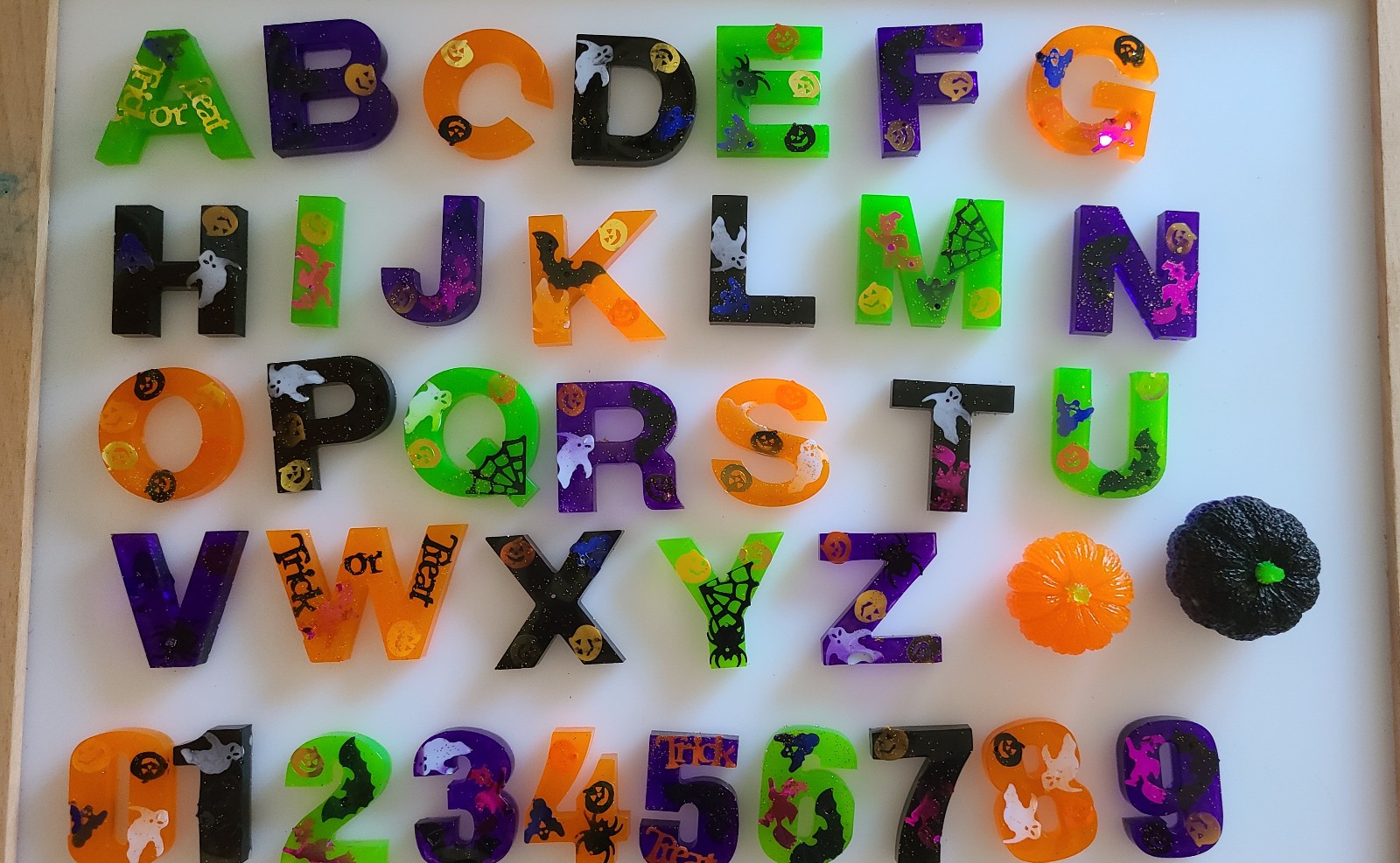 Resin Letters and Numbers