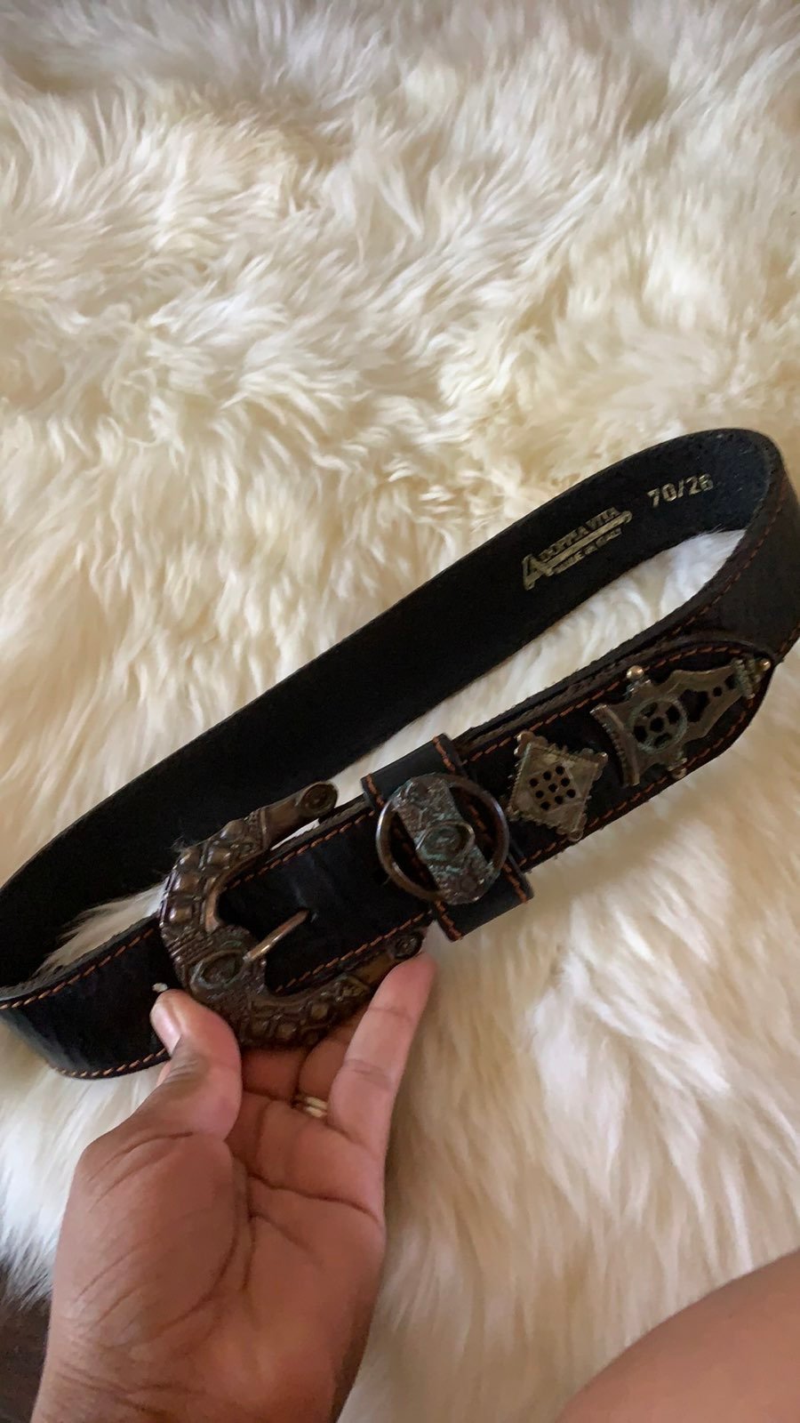Adoppia Vita leather belt