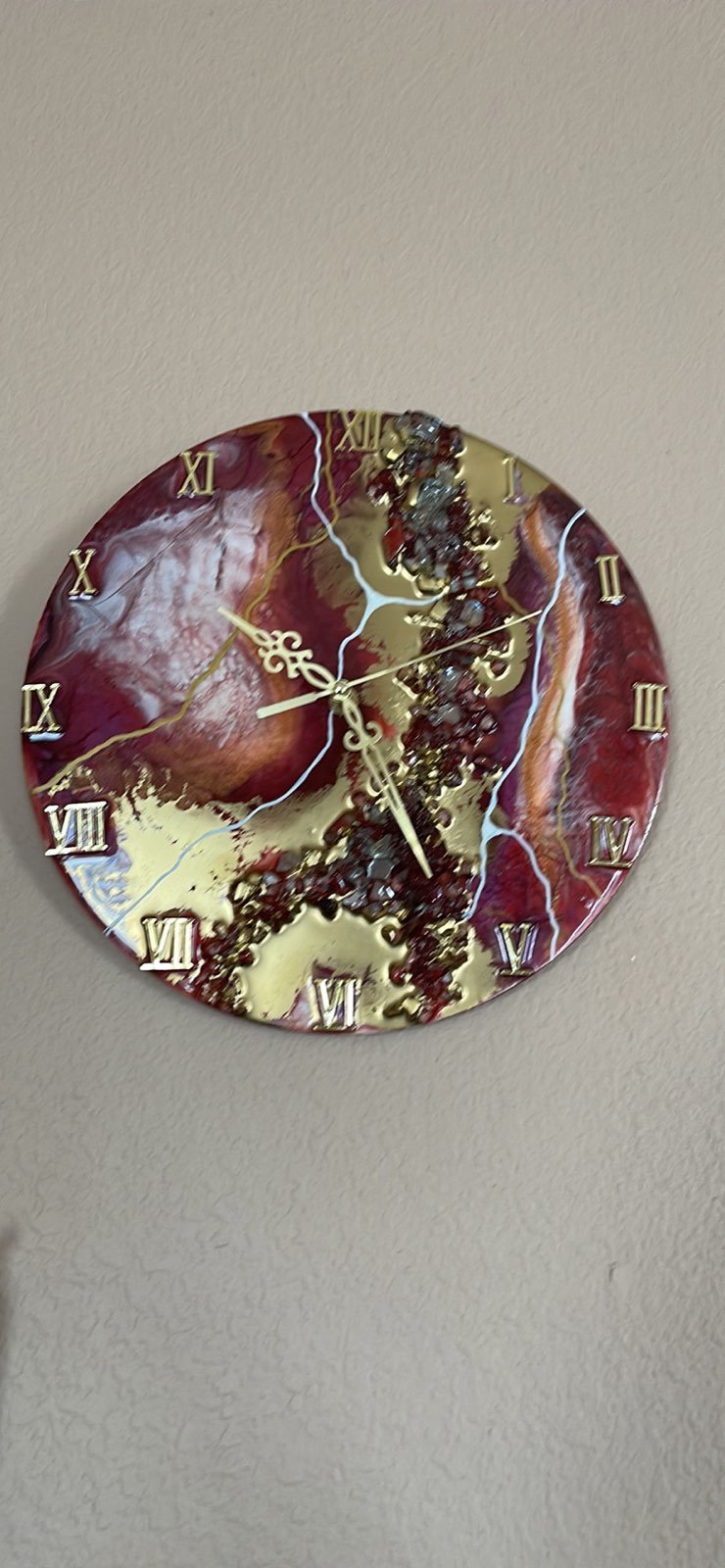 Acrylic pour clock